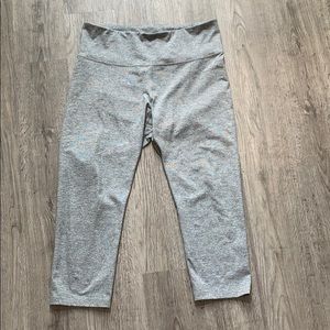 Old navy active capris